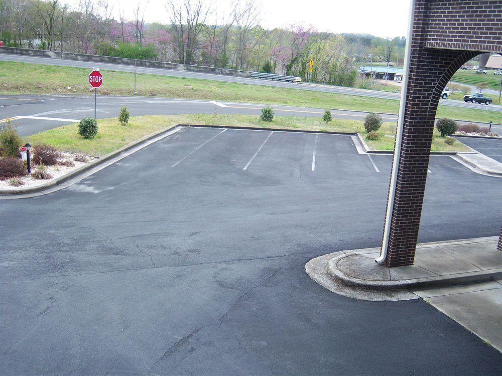 Days Inn غنترسفيل المظهر الخارجي الصورة