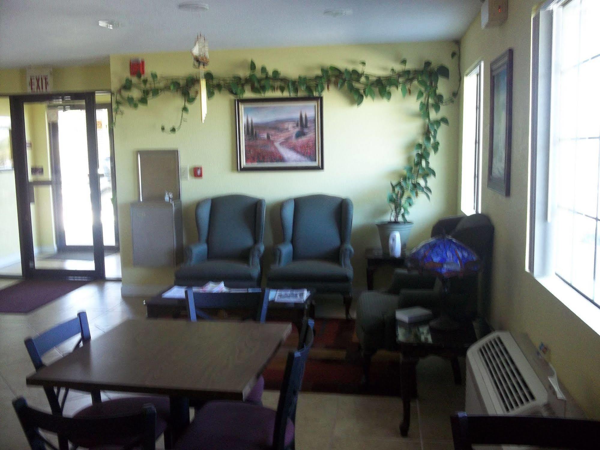 Days Inn غنترسفيل المظهر الخارجي الصورة