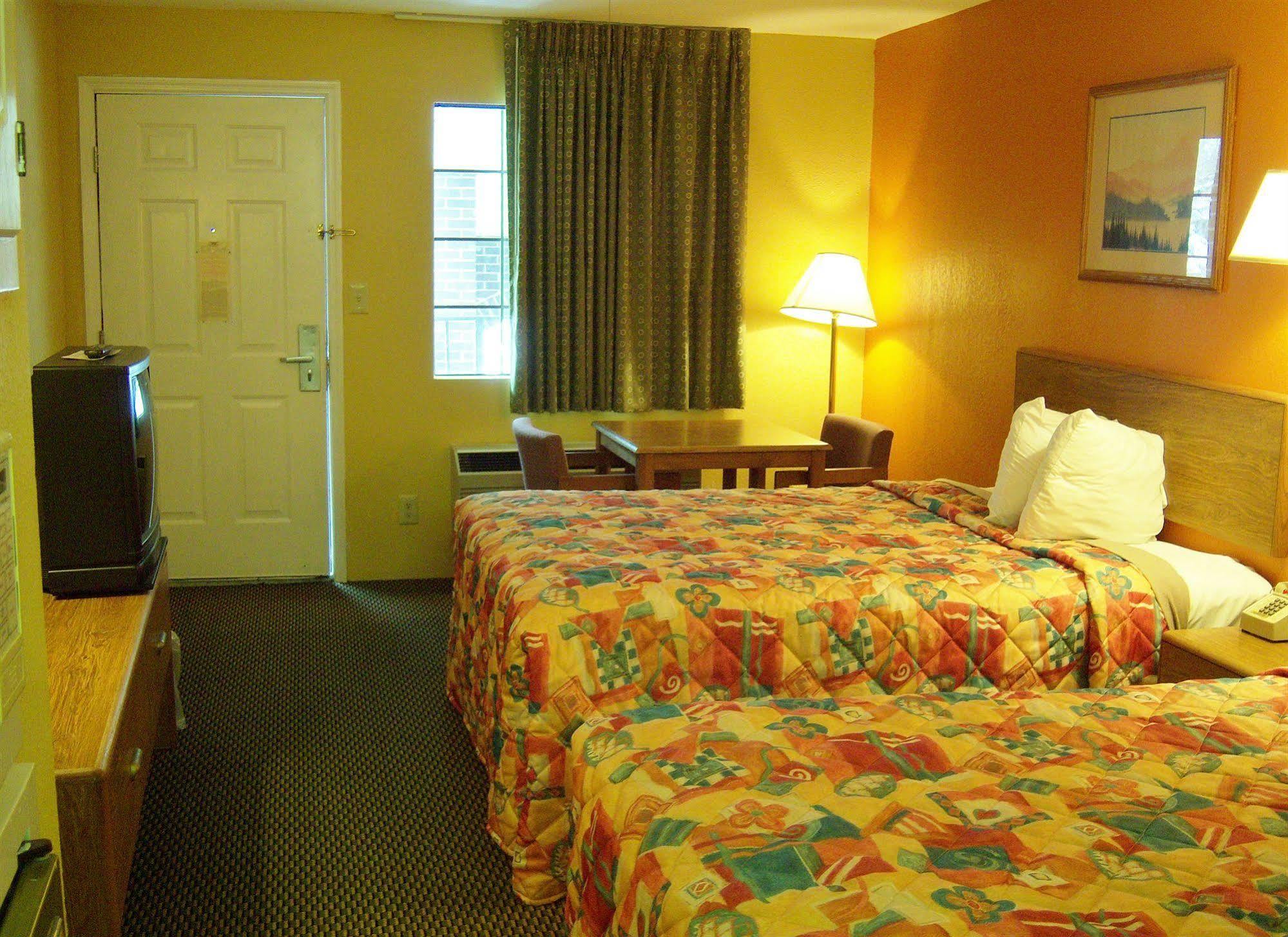 Days Inn غنترسفيل المظهر الخارجي الصورة